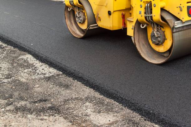 Best Driveway Paving Contractor  in Machesney Park, IL